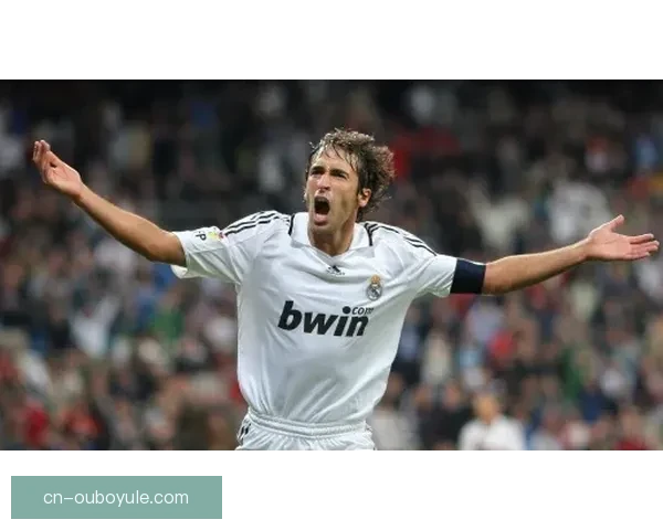 乌戈执教六胜一负策略精妙